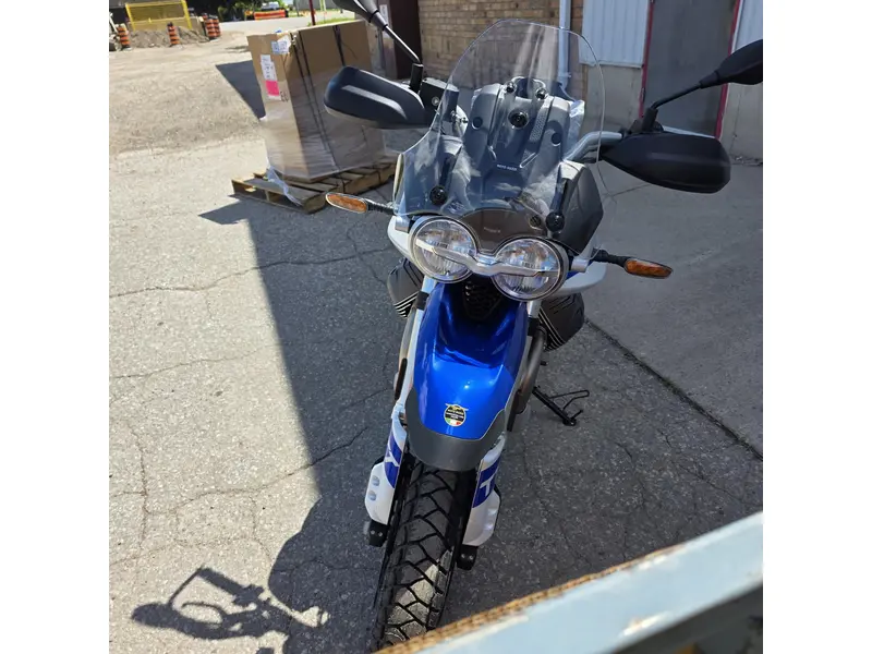 Moto Guzzi V85 TT 2027