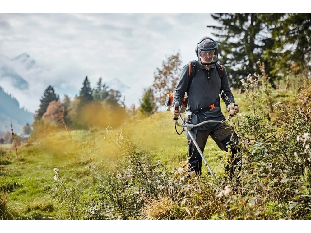 2026 Stihl Fs 131 Brushcutter alt