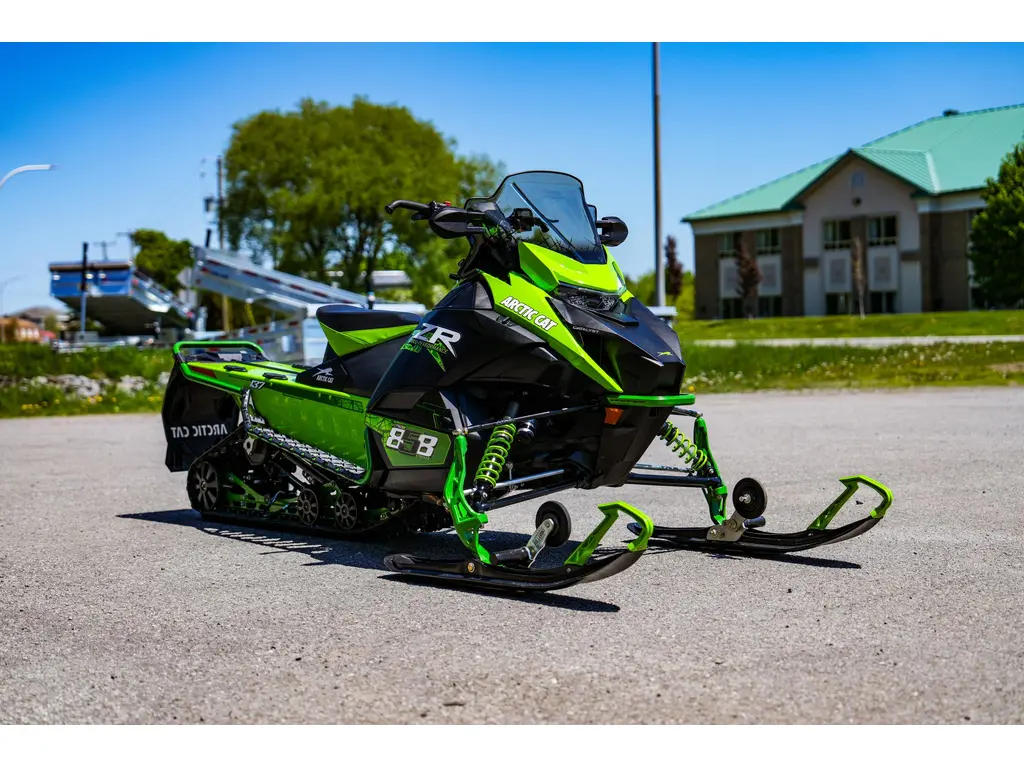 Arctic Cat ZR 858 ATAC 137 2025