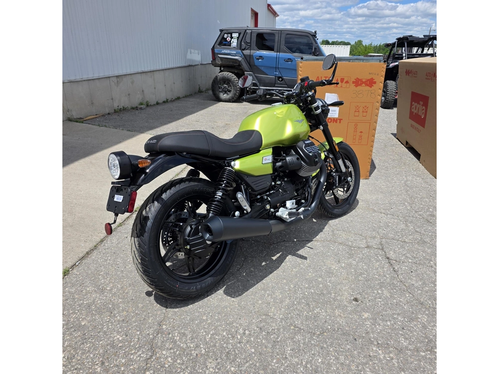 2026 Moto Guzzi V7 Sport alt