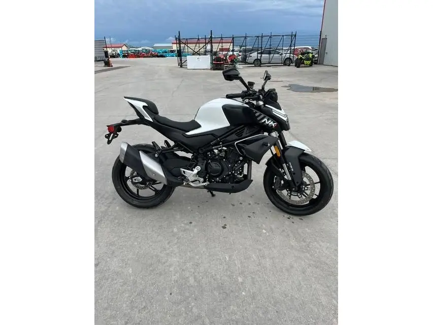 2024 CFMOTO 450NK