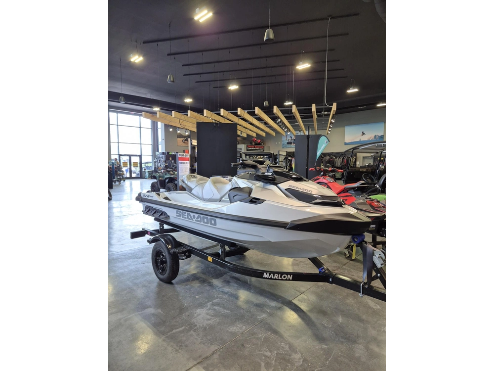 2026 Sea-doo Gtx Limited 325 (sound System) White Pearl (premium Color) alt