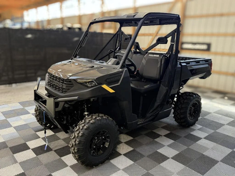2026 Polaris Ranger 1000 Premium alt