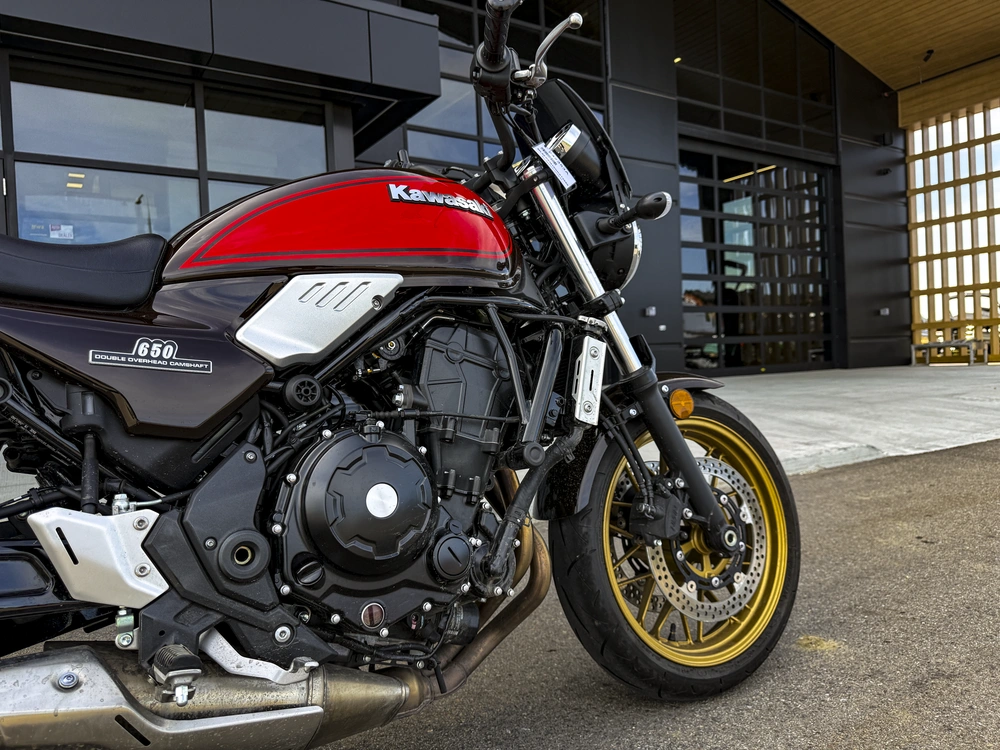 2022 Kawasaki Z650rs alt