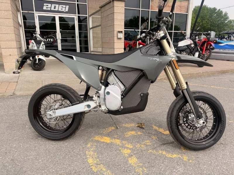 2026 Stark Future Varg Sm 80hp alt