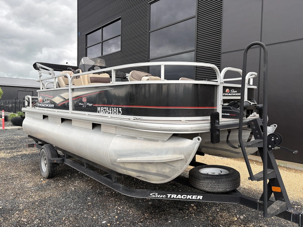 2018 Other Bass Buggy 18 Dlx alt
