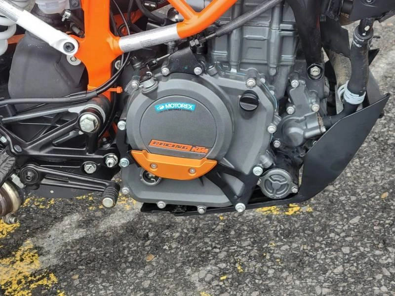 Ktm 390 Duke 2020 alt