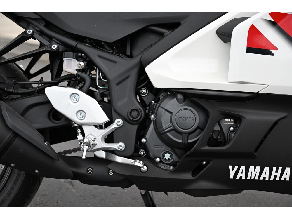 2026 Yamaha Yzf-r3 Abs 70th Anniversary Edition alt