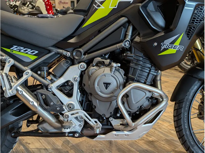 2026 Triumph Tiger 1200 Desert Edition // Satin Granite
