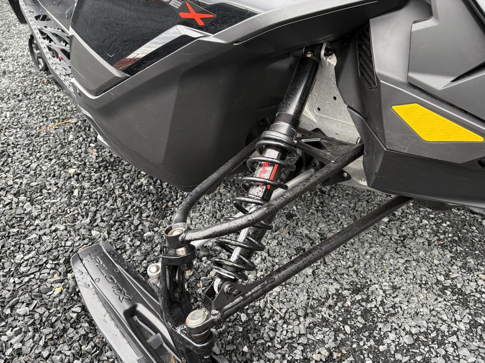 2024 Ski-doo Renegade X 900 Ace Turbo R Ripsaw 1.25" E.s. alt