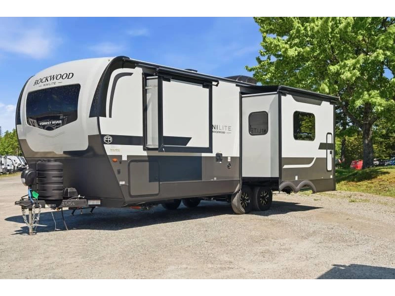 2026 Forest River Rockwood Mini Lite 2515s alt
