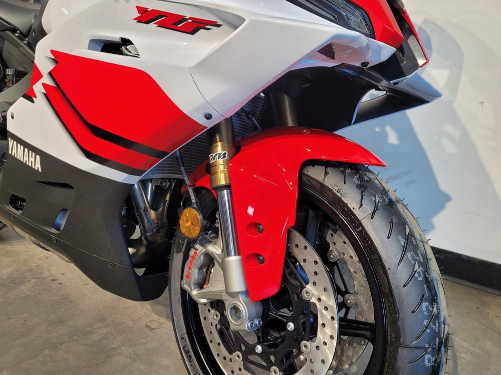 2026 Yamaha Yzf-r9 70e Anniversaire *à Partir De 3.99%💳 alt