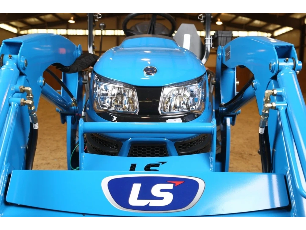 None Ls Tractor Mt122 – 21.5hp alt