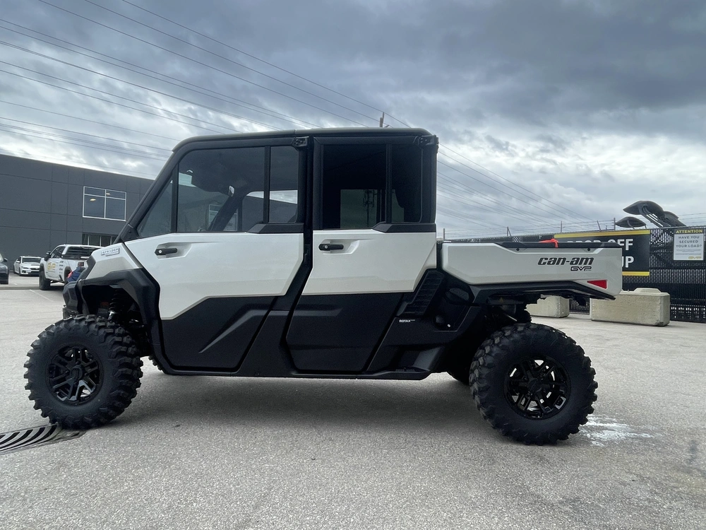 2026 Can-am Defender Max Limited Cab Hd11 alt
