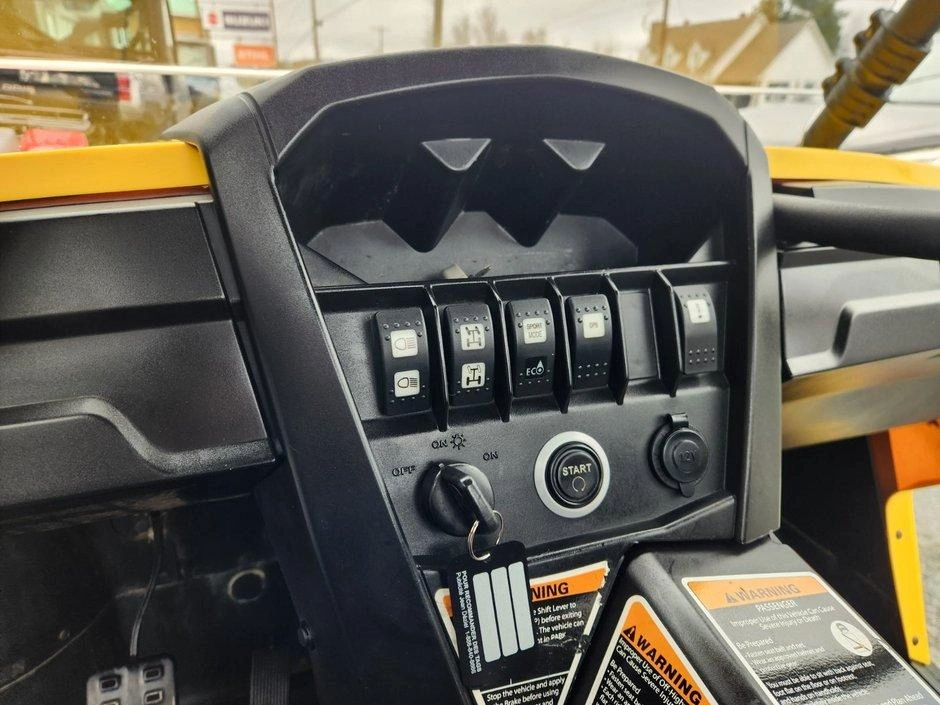 Can-am Commander 1000 Xt 2014 alt