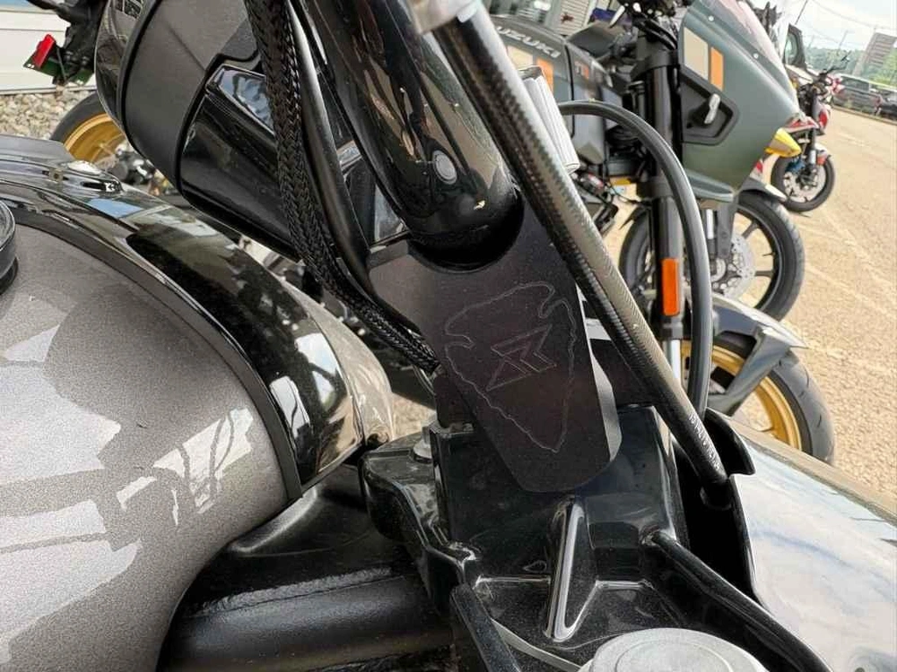 2026 Indian Motorcycle Indian Scout Bobber Limited +tech alt
