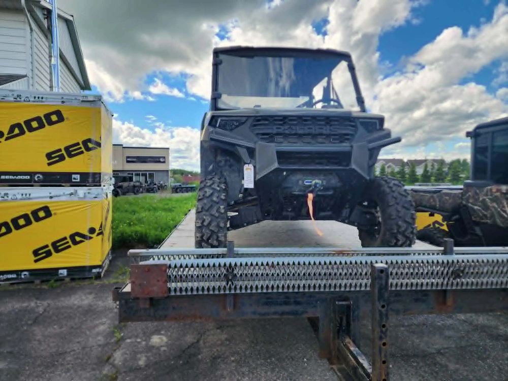 2025 Polaris Ranger Crew 1000 alt