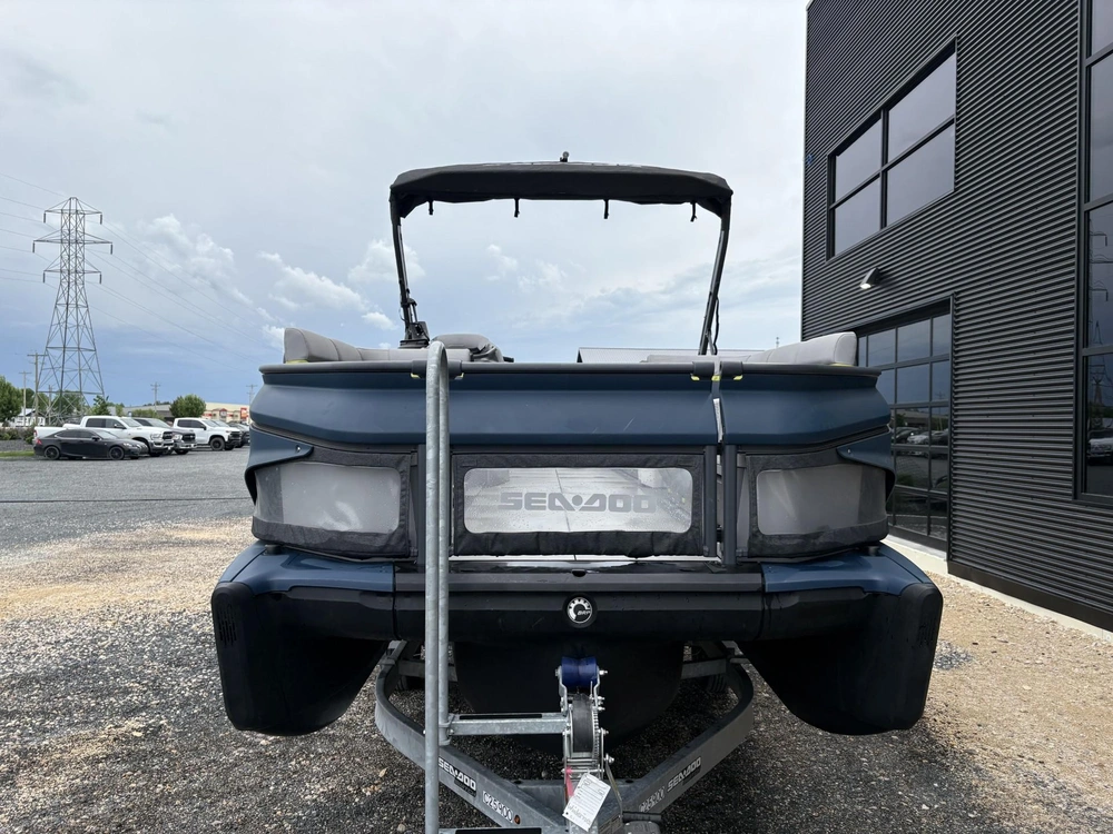 2024 Sea-doo Switch Cruise Limited 21' 230 alt