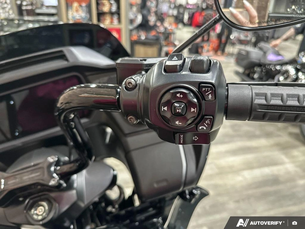 2026 Harley-davidson Road Glide alt