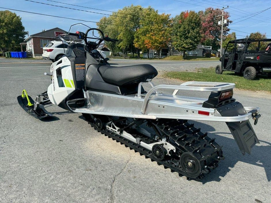 Polaris 550 Voyageur 155 E/s 2025 alt
