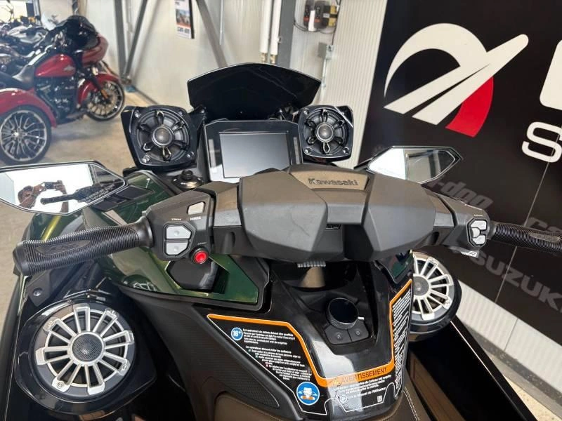 2025 Kawasaki Ultra 160lx alt