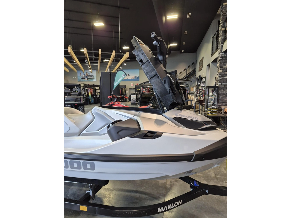 2026 Sea-doo Gtx Limited 325 (sound System) White Pearl (premium Color) alt