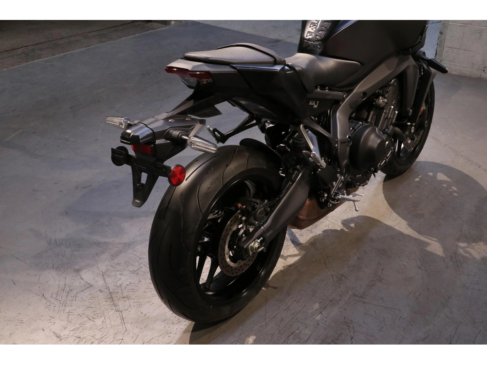 Yamaha Mt-09 2024 alt