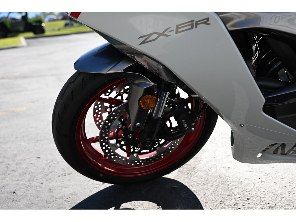2025 Kawasaki Ninja Zx-6r alt