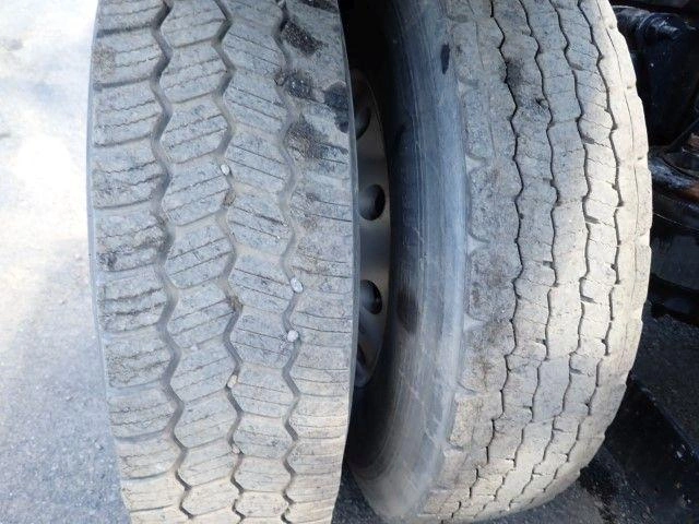 Kenworth W990 2023