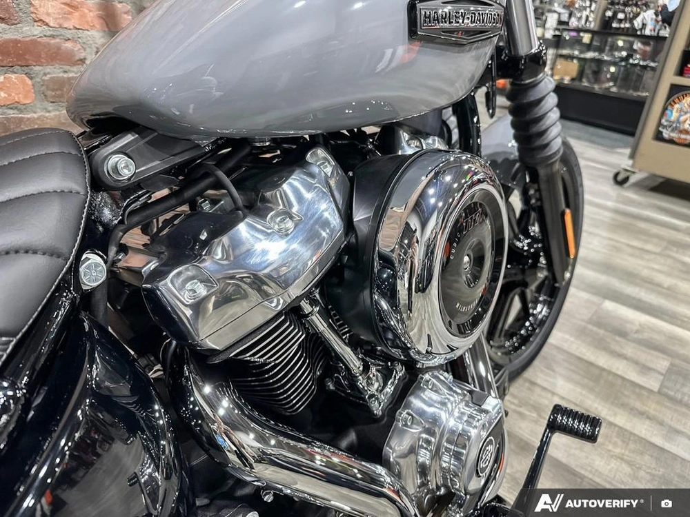 2026 Harley-davidson Street Bob alt