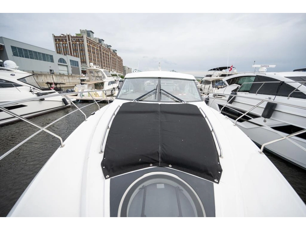 2018 Cruisers Yachts Cantius 45 Diesel - Sur Rendez-vous alt