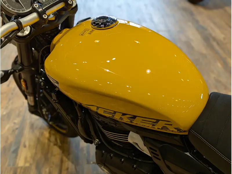 2027 Triumph Tracker 400 // Racing Yellow