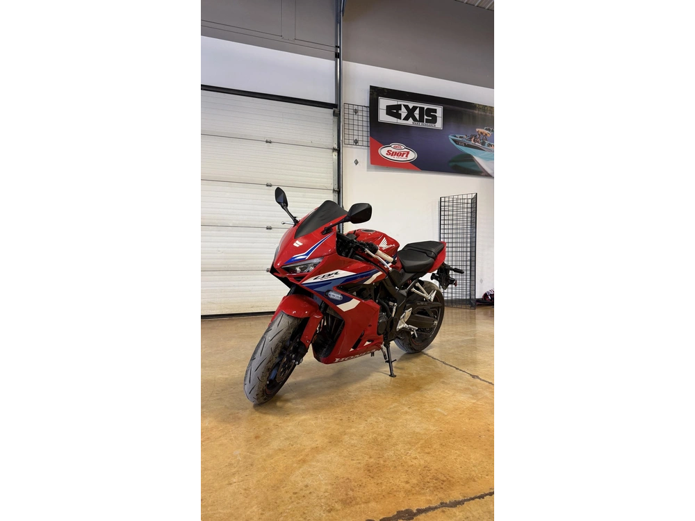 2026 Honda Cbr650r alt