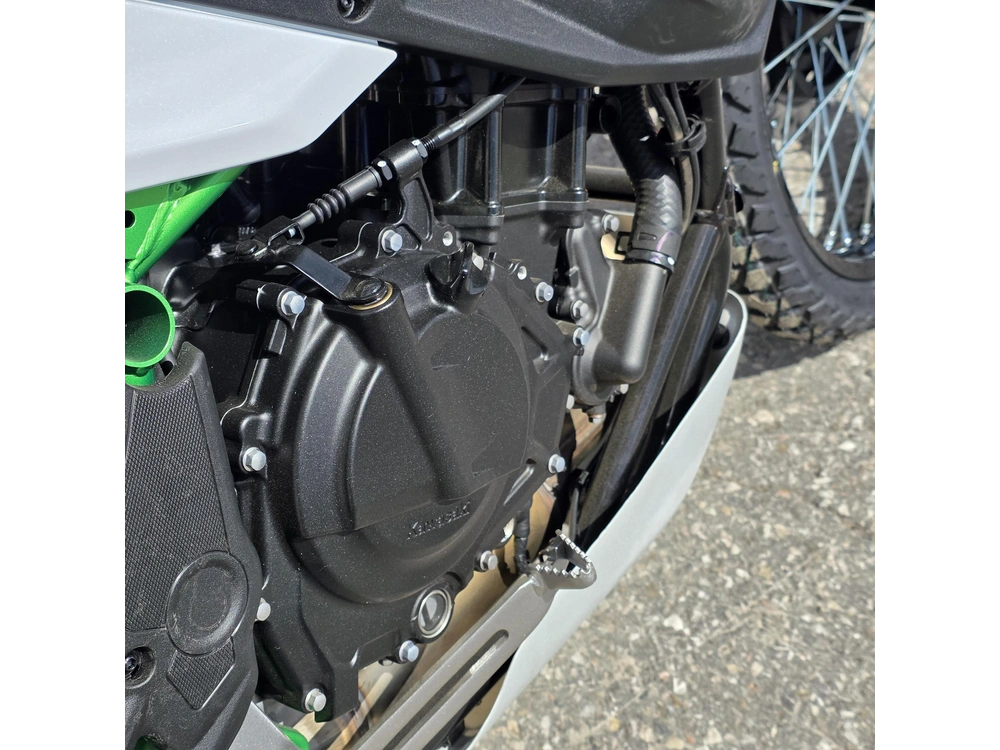 2026 Kawasaki Kle500 Se alt