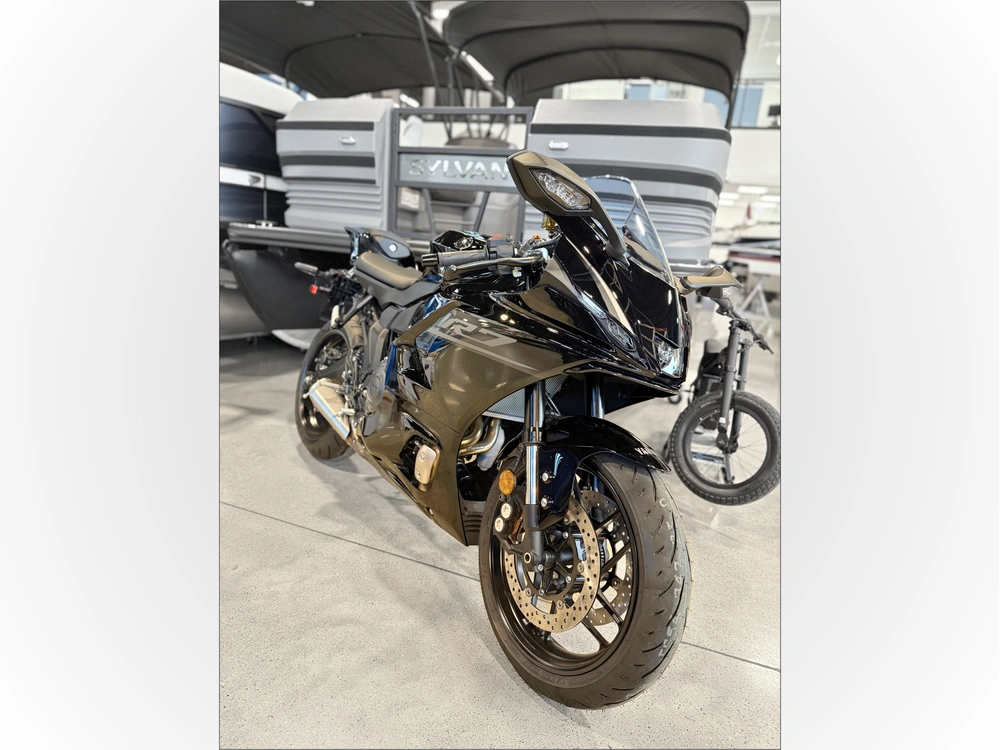 2026 Yamaha Yzf-r7 alt