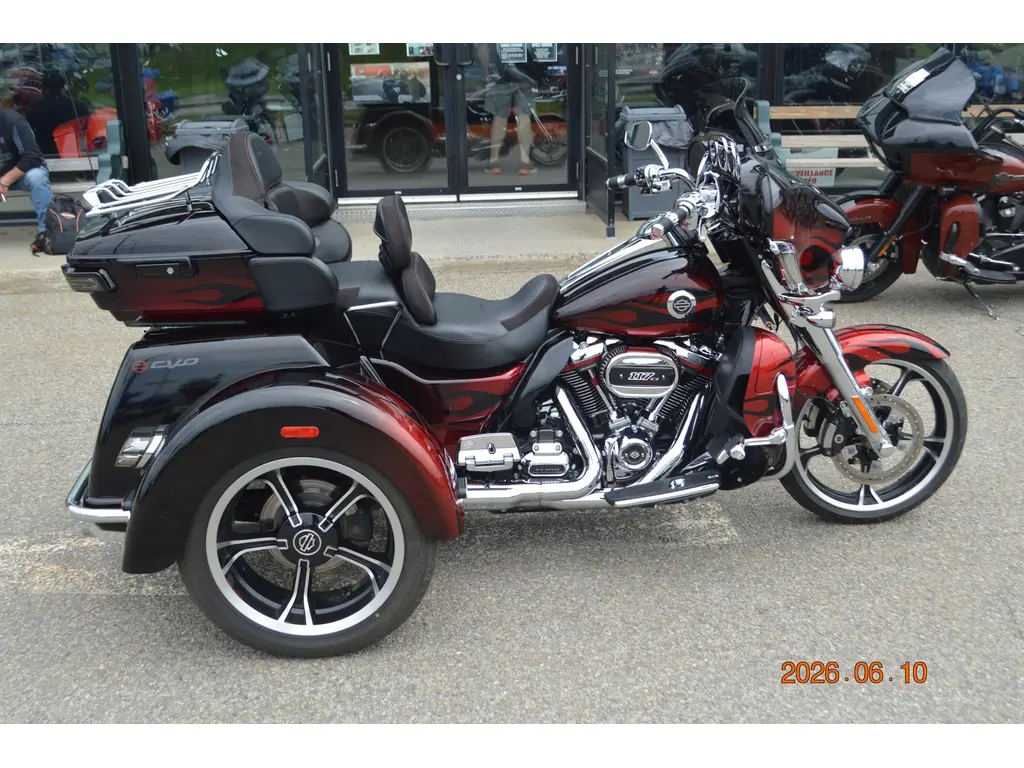 2022 Harley-Davidson FLHTCUTGSE 