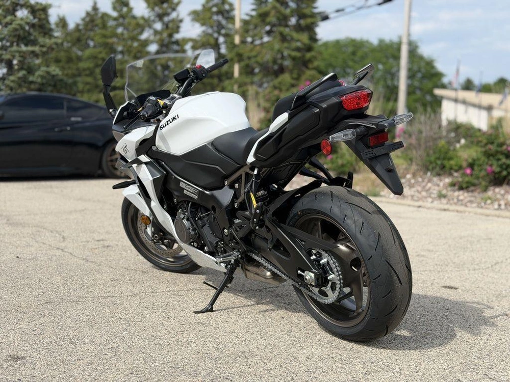 2026 Suzuki Gsx-s1000gt+ alt