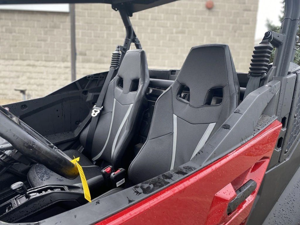 2026 Can-am Commander Xt 700 alt