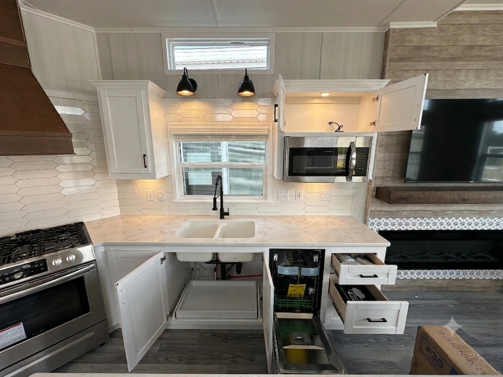 Woodland Park Euro Villa Tc-301c 2025 alt