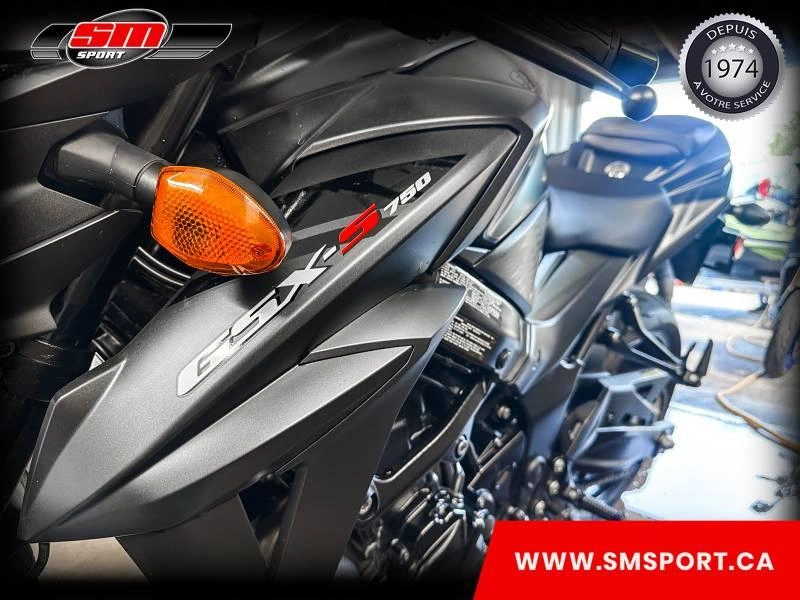 2022 Suzuki Gsx-750s alt