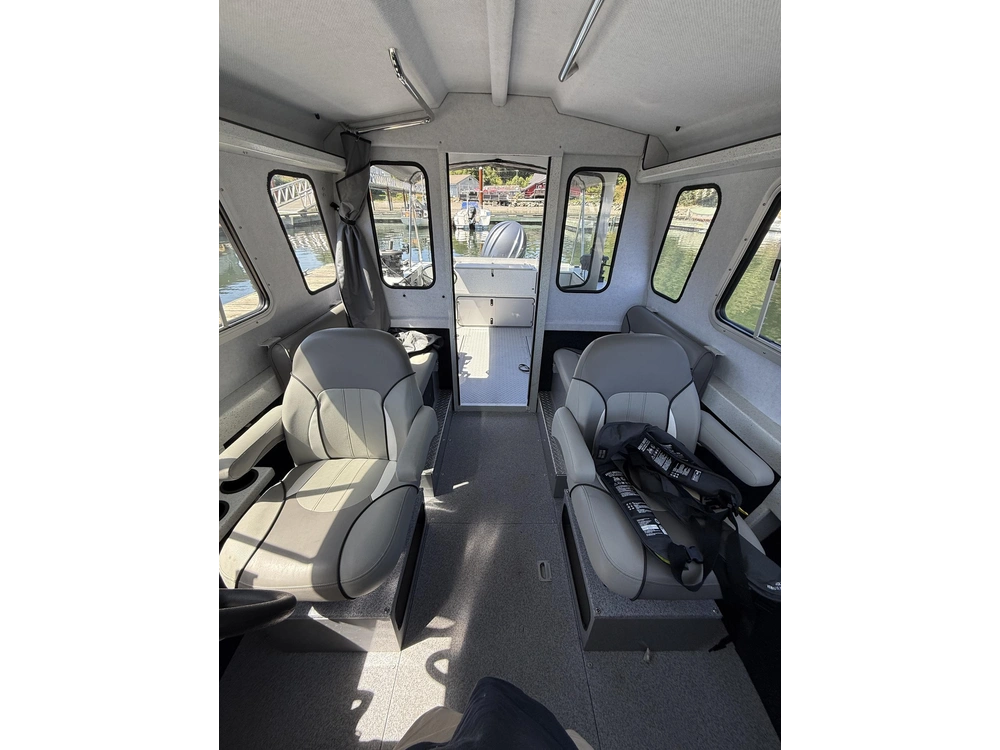 2021 Kingfisher 2325 Coastal Express Coastal Express alt