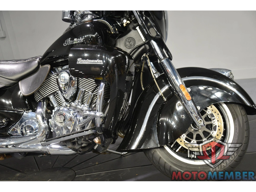 2019 Indian Motorcycle Roadmaster alt