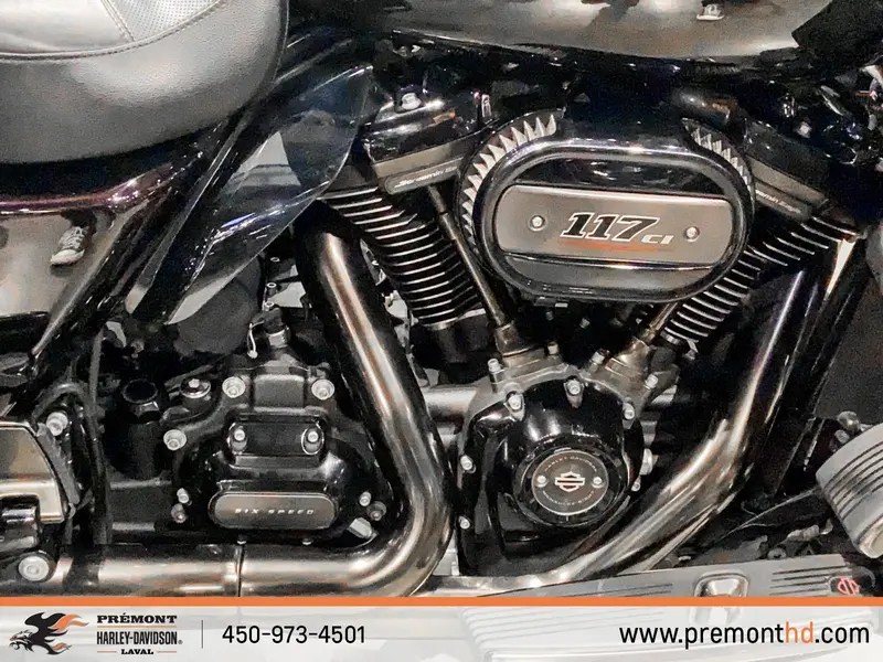 Harley-Davidson CVO TRI GLIDE FLHTCUTGSE 2021
