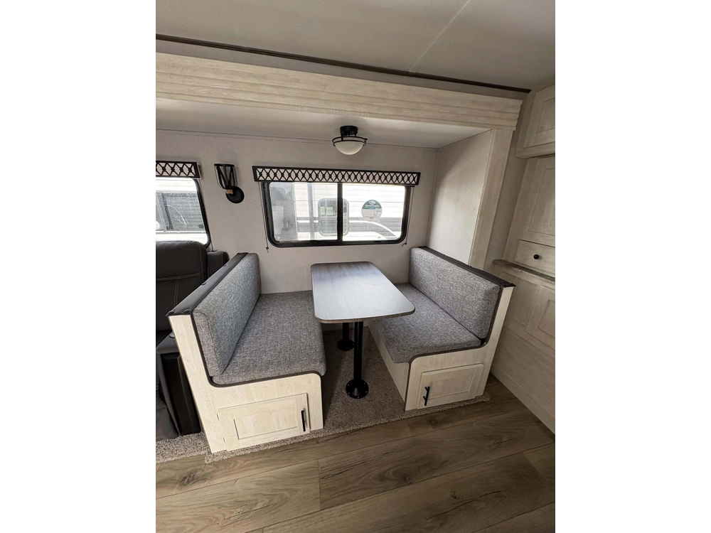 Coachmen Shasta 25 Fk 2024 alt