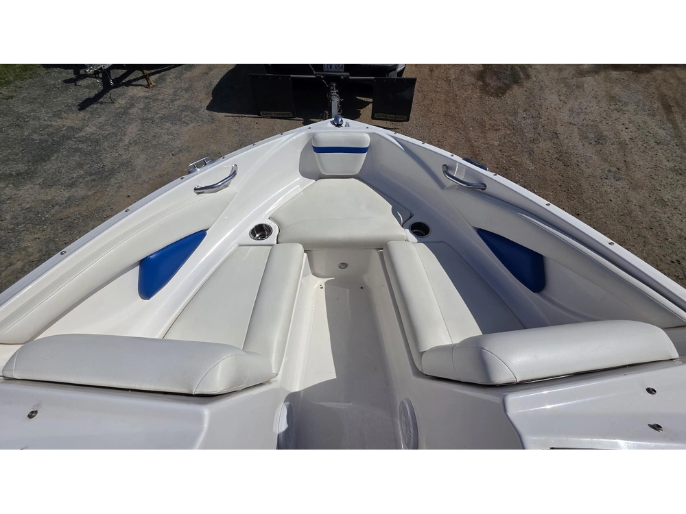 2009 Regal 1900 Esx alt