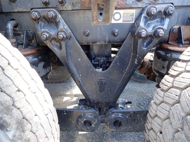 Kenworth W990 2023