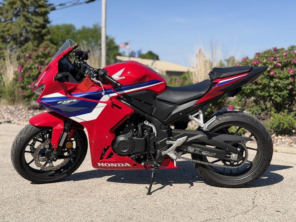 2025 Honda Cbr500r alt