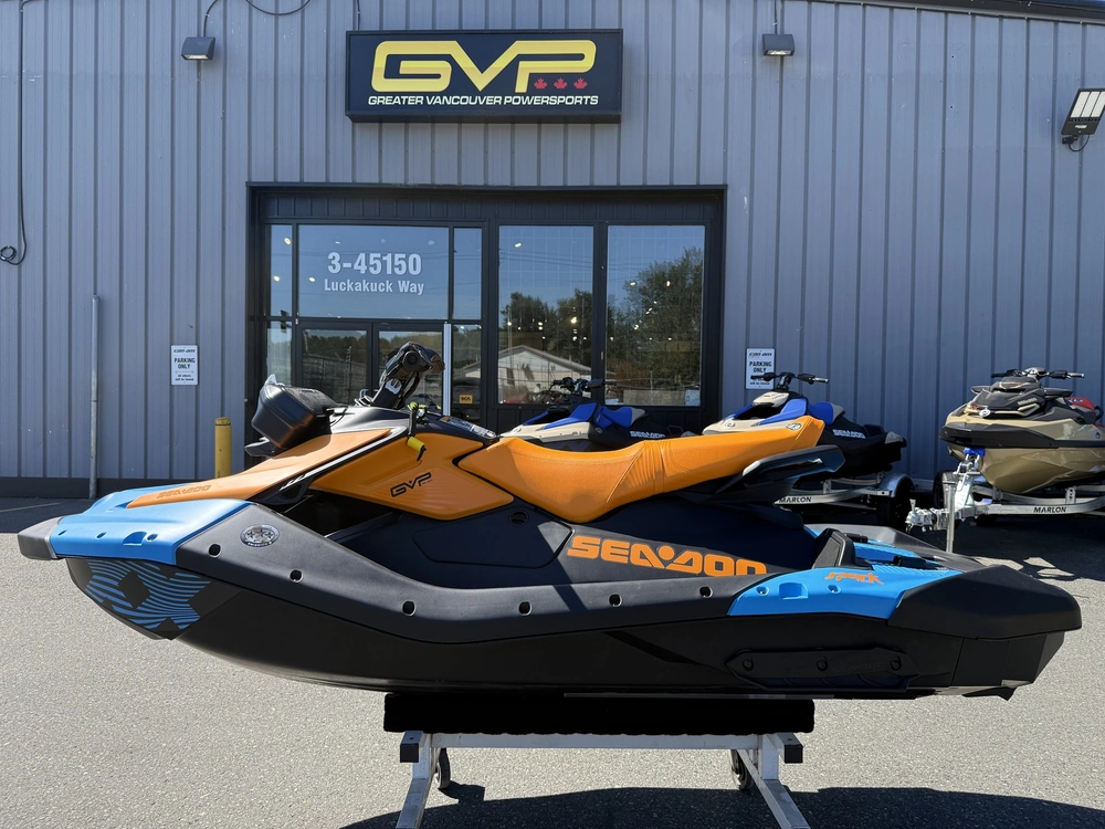 2026 Sea-doo Spark™ 3up Trixx-90 (sound System) alt