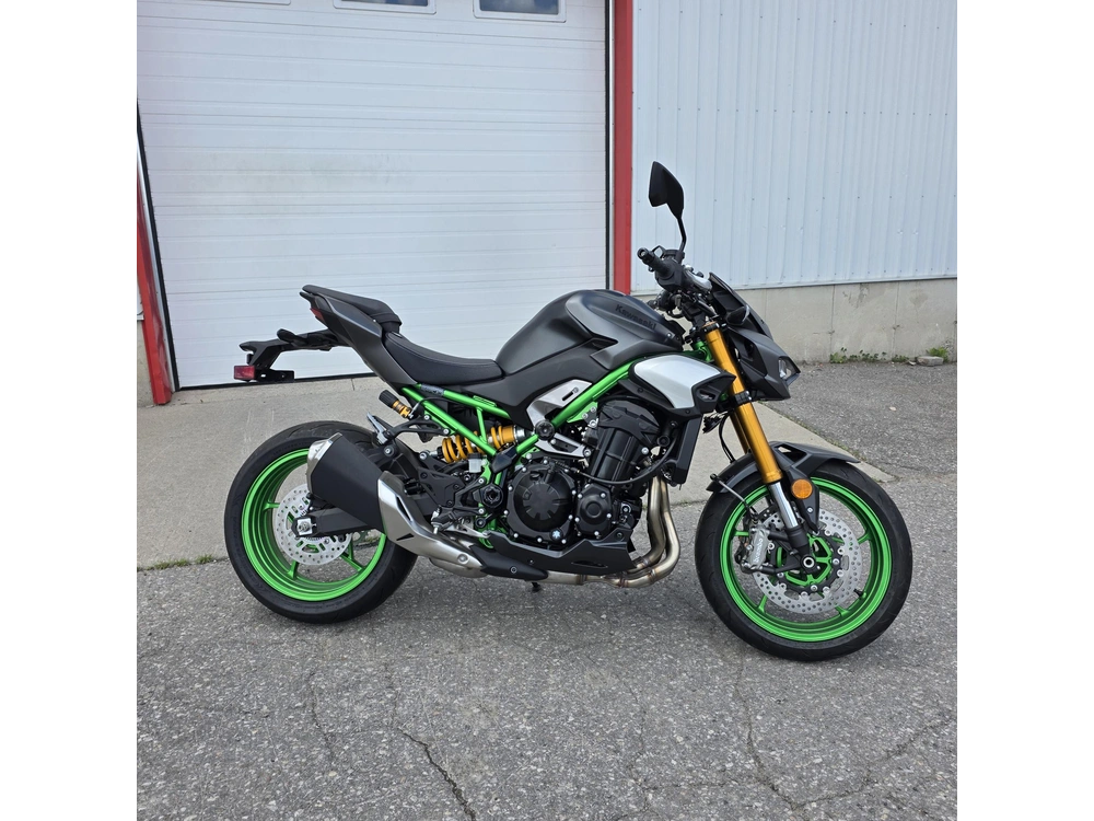 2026 Kawasaki Z900 Se alt