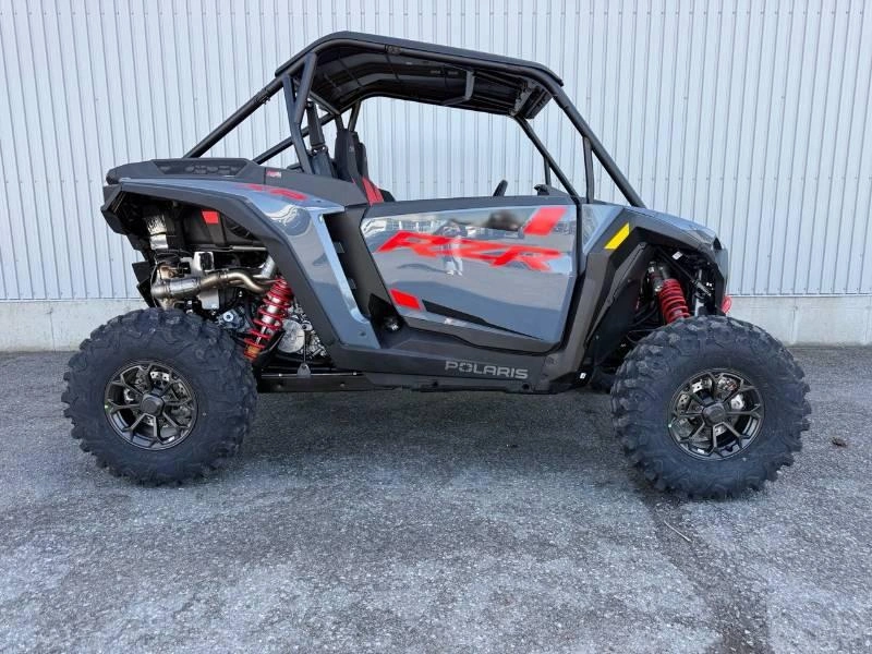 Polaris Rzr Xp 1000 Ultimate 2026 alt